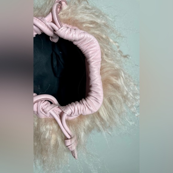 Zadig & Voltaire | Rock to Go | Frenzy Shearling Bag | Blush Pink - Picture 7 of 9